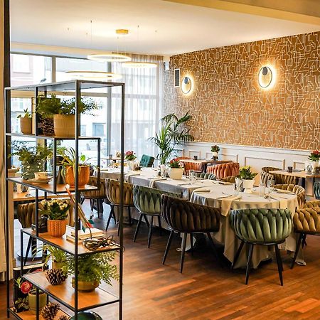 Hotel Tarnovia Tarnów Eksteriør billede
