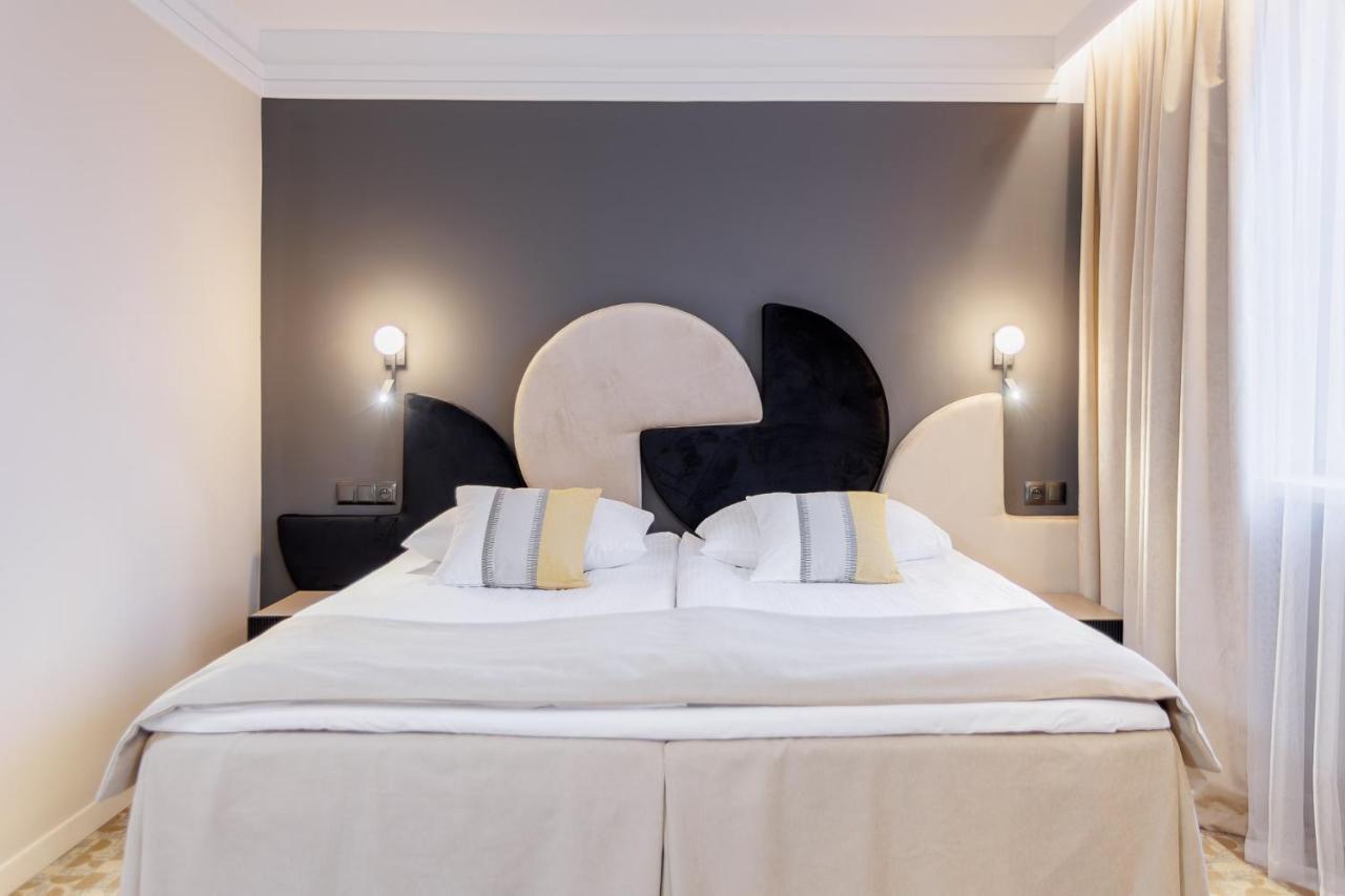 Hotel Tarnovia Tarnów Eksteriør billede
