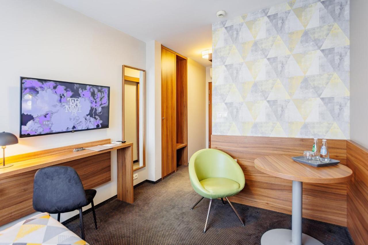Hotel Tarnovia Tarnów Eksteriør billede