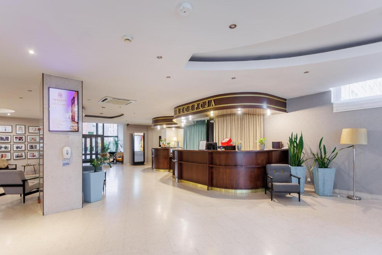 Hotel Tarnovia Tarnów Eksteriør billede